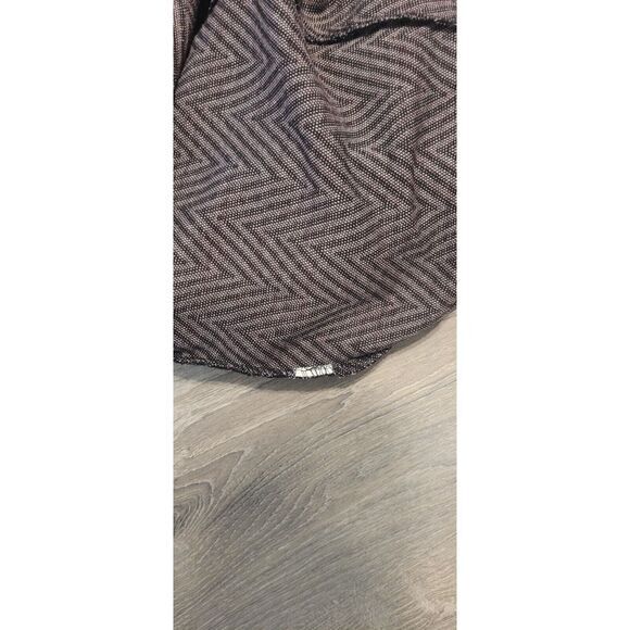 Zara Trafaluc Shift Stripe Chevron Burgundy Dress Size Medium - Picture 8 of 13